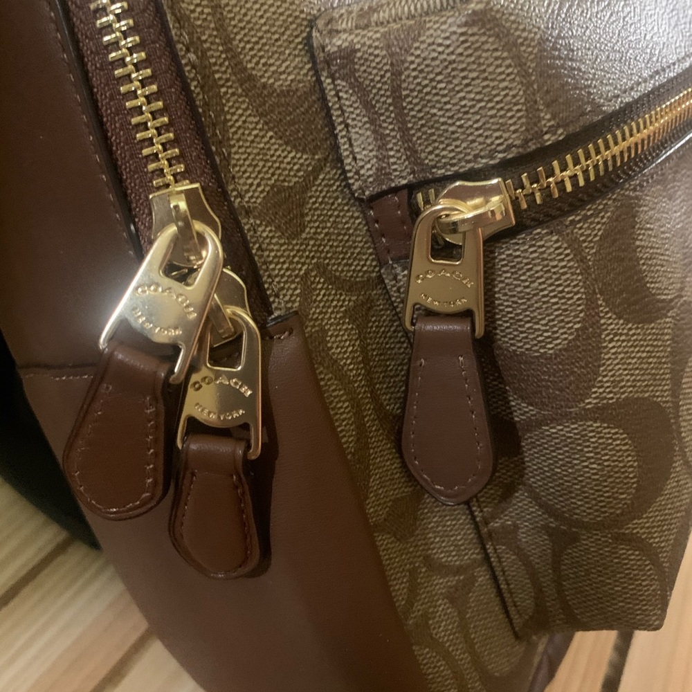 Coach Backpack 🎒 - Picture 4 of 4